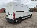 Nissan NV400 van 5