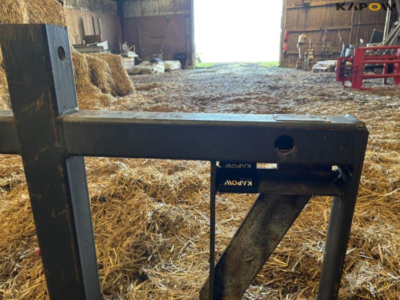 Nordsten bale spear with Euro hitch 16