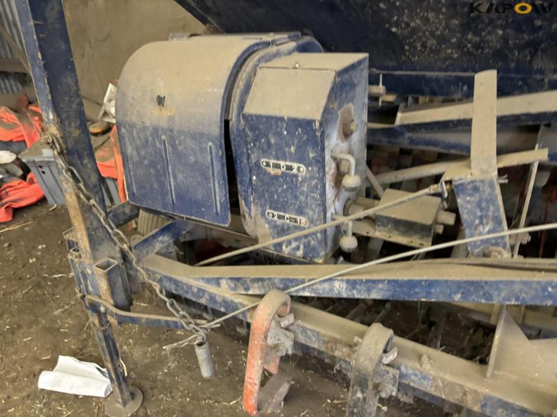 Nordsten Lift-o-matic 4 meter seeder 16