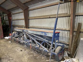 Nordsten Lift-o-matic 4 meter seeder