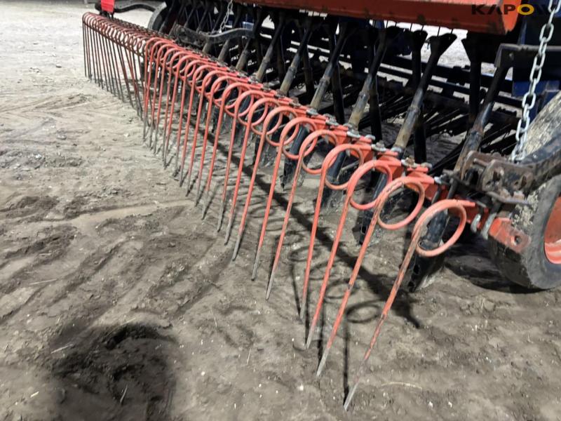 Nordsten lift-o-matic seeder 27