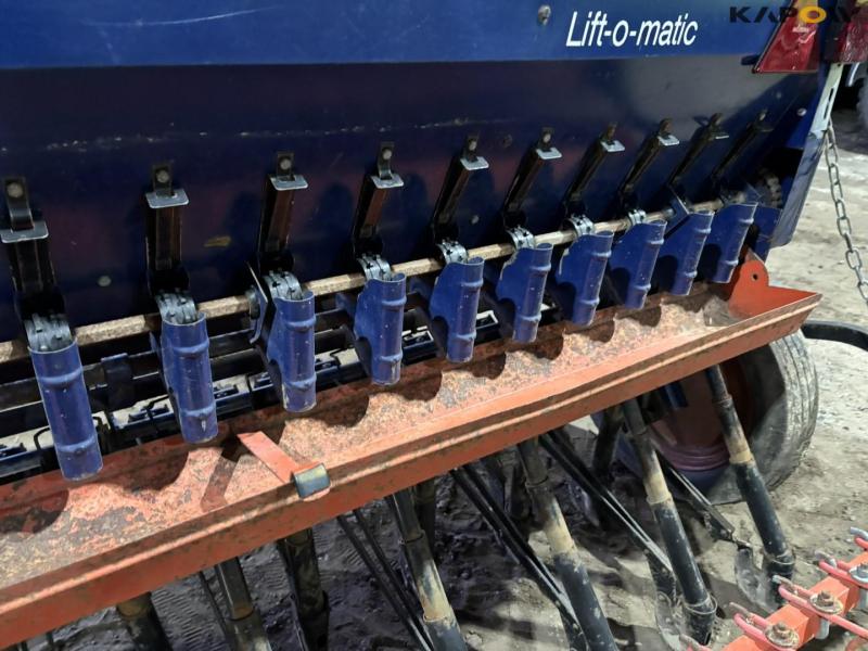 Nordsten lift-o-matic seeder 37
