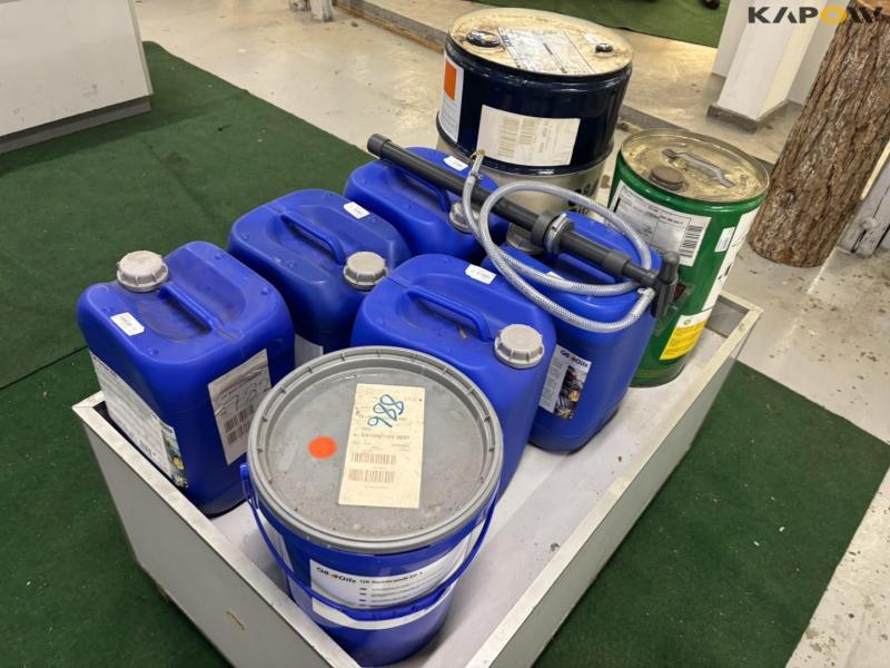 New cans of oil 1