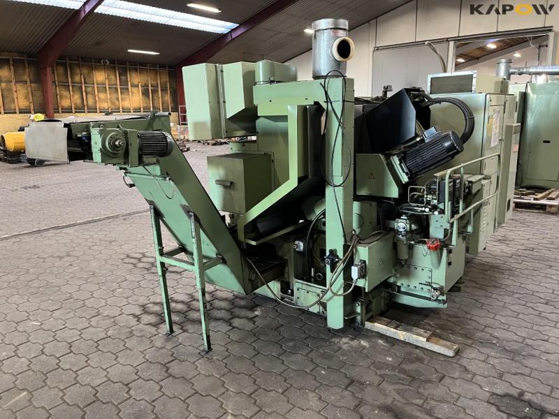 Okuma LB15 CNC lathe 7