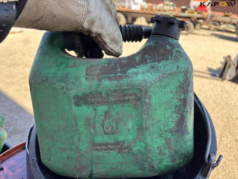 Oil equipment 12