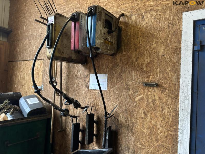 Oil dispensers and pumps 2