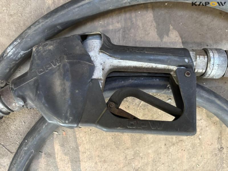 Oil pump and diesel gun 9