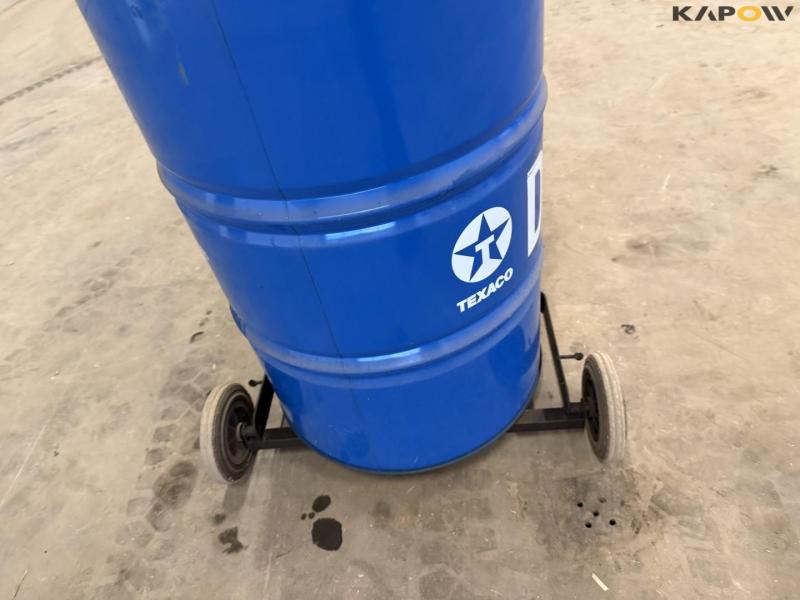 Oil pump and trolley 9