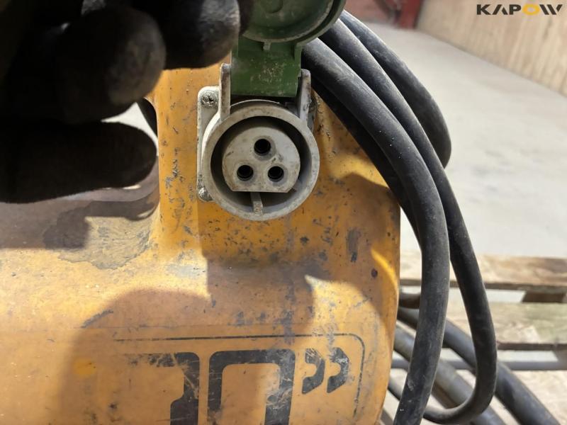 Converter for rod vibrator 8