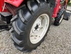 ONJ 440 tractor with front loader 35