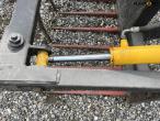 Assault grip with Euro hitch 9