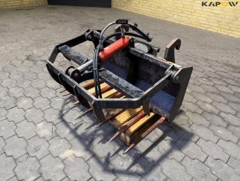 Assault grip with Giant hitch