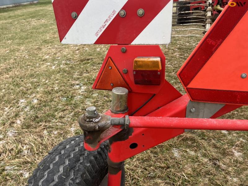 Pöttinger Eurotop 851A rake 31