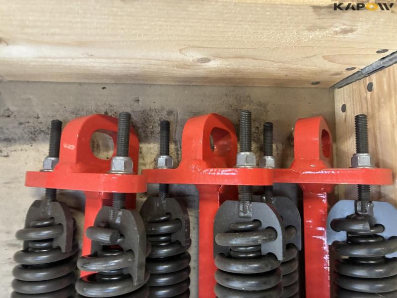 Pöttinger wheel mark eradicator and frame 15