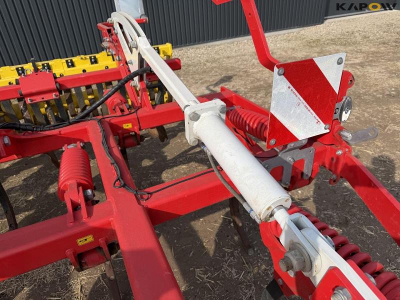 Pöttinger Syncro 3530 nova depth harrow 16