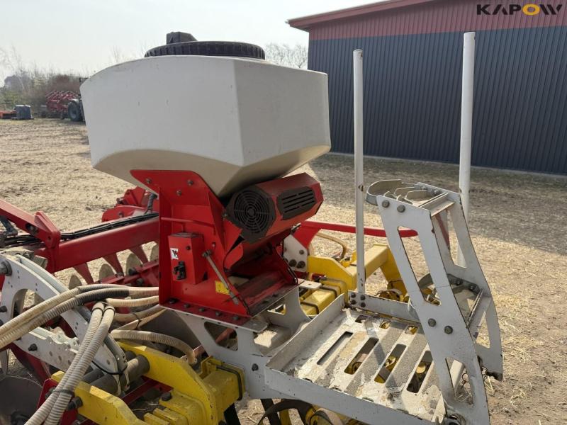 Pöttinger terradisc 4001 harrow with seed equipment 25