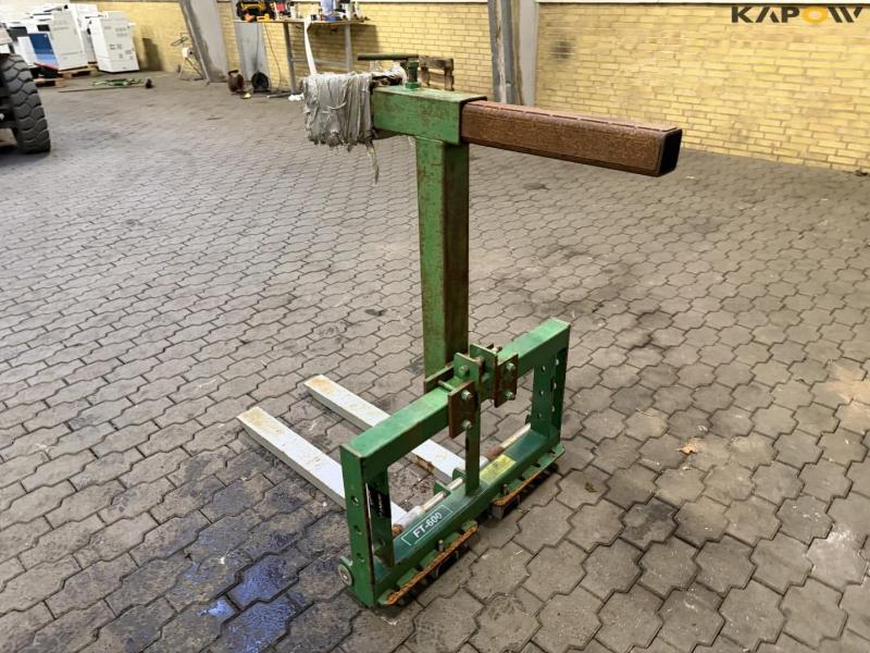 Pallet forks with 3 points 7