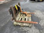 Pallet forks with Avant hitch 4
