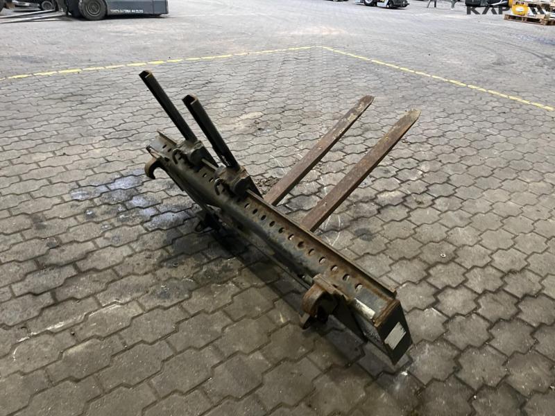 Pallet forks with Euro hitch 5
