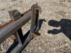 Pallet forks with Euro hitch 8