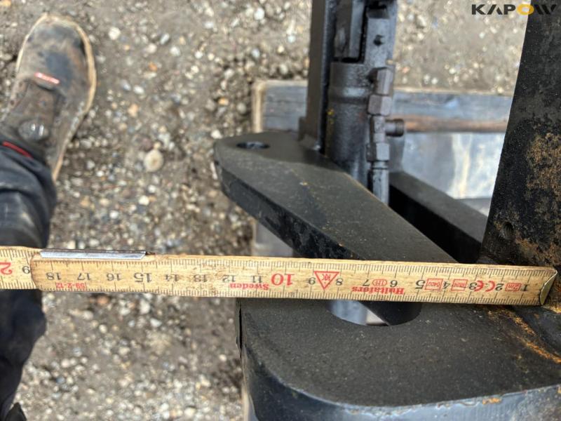 Quick-change pallet forks 20