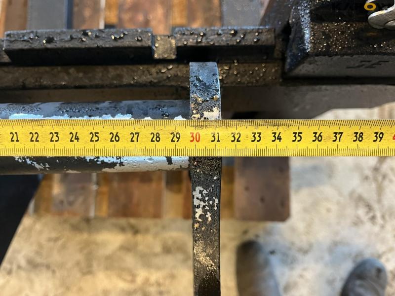 Pallet forks with Hydrema hitch 11