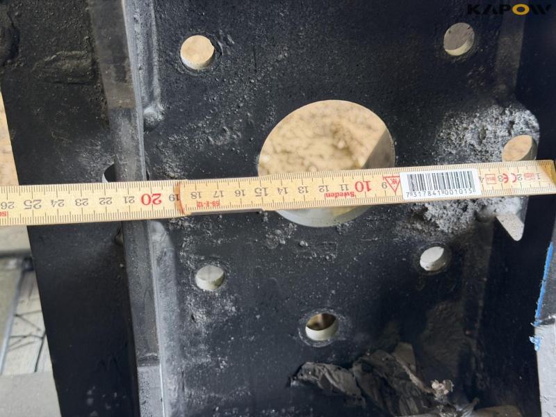 Pallet forks with S40 hitch 12