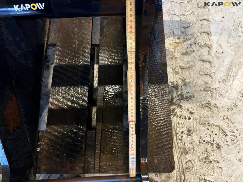 Pallet forks with S60 hitch 13