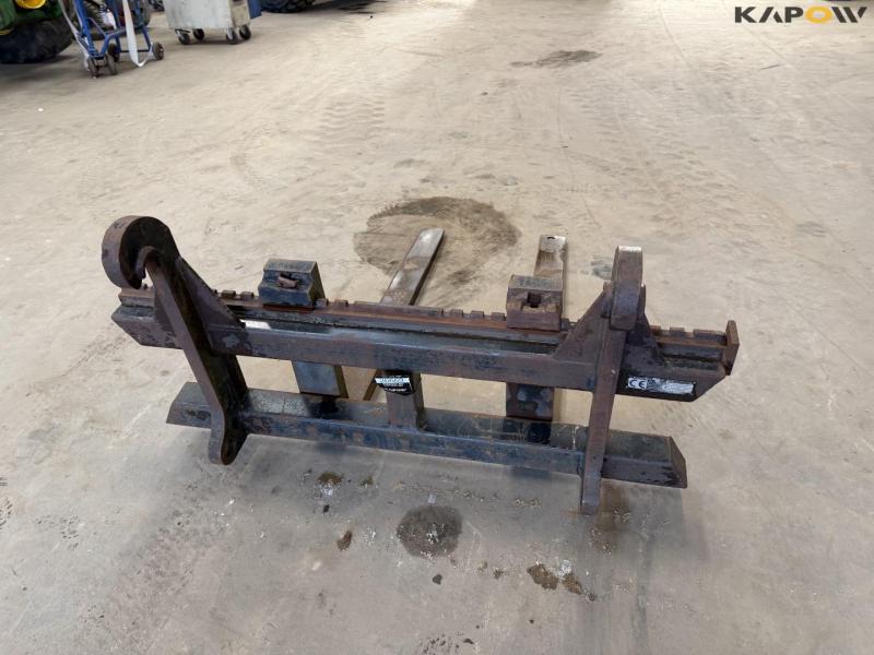 Pallet forks with Volvo hitch 6