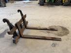 Pallet forks with Volvo hitch 4