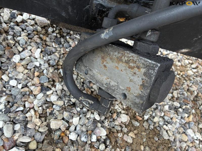 Pallet forks with Volvo hitch 21