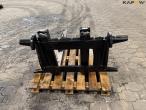 Pallet forks with Weidemann hitch 6