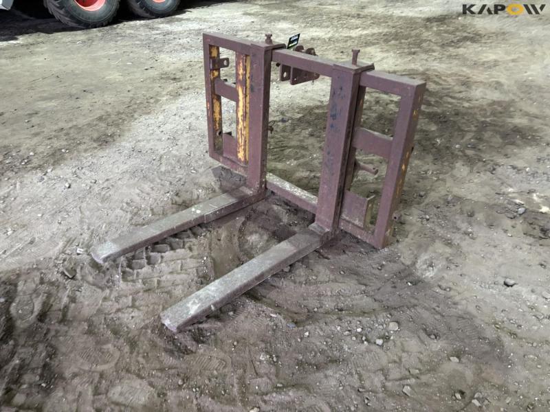 Pallet forks for lifts 1