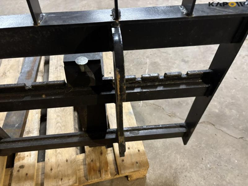 Pallet forks for mini loader 15