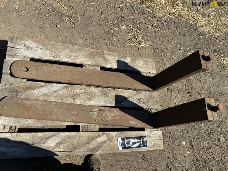 Pallet forks 13