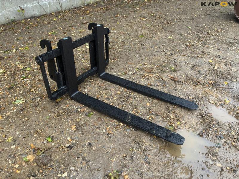 Pallet forks 3