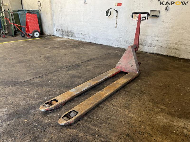 Pallet truck 2500kg 1