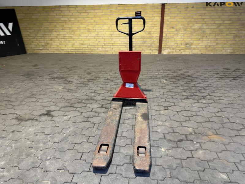 Pallet truck with scale 2