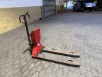 Pallet truck with scale 4