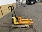 Pallet truck 4