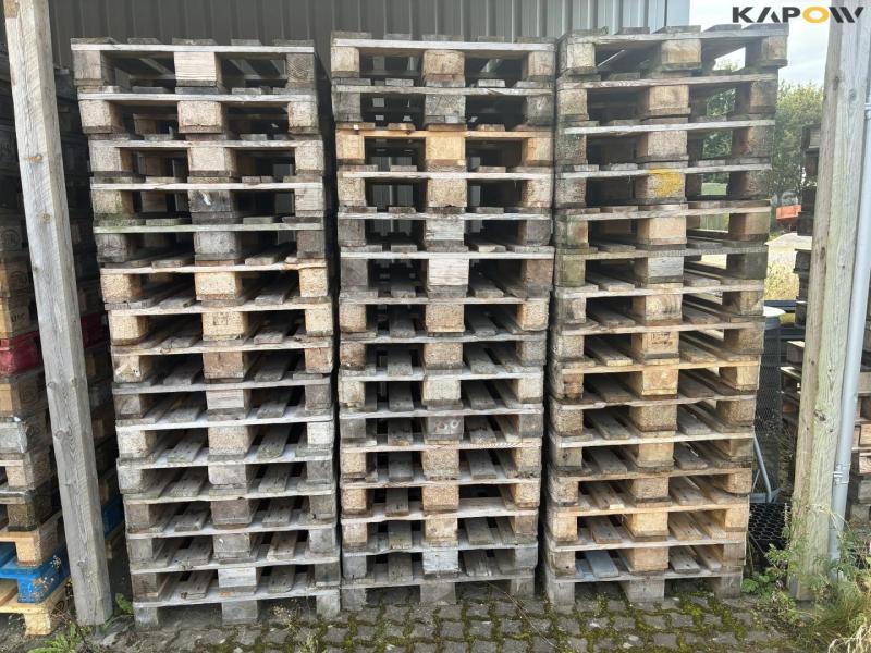 Pallets 10