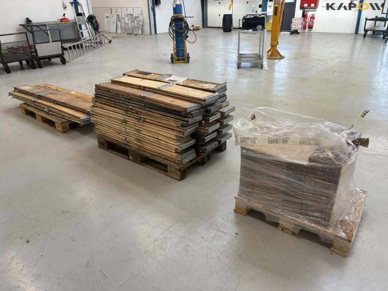 Pallet frames for half and full pallets 4