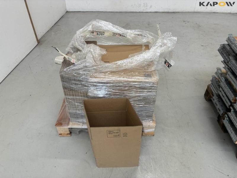 Pallet frames for half and full pallets 17