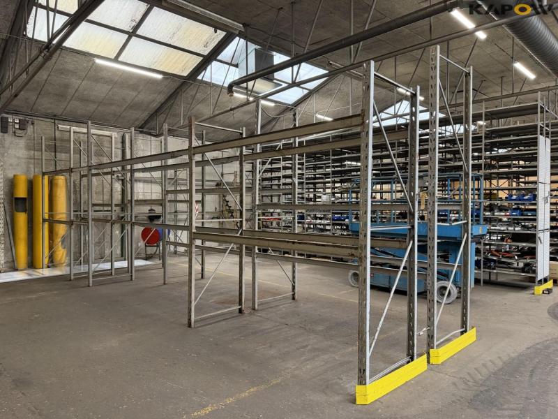 Pallet racks - 4 pcs 2