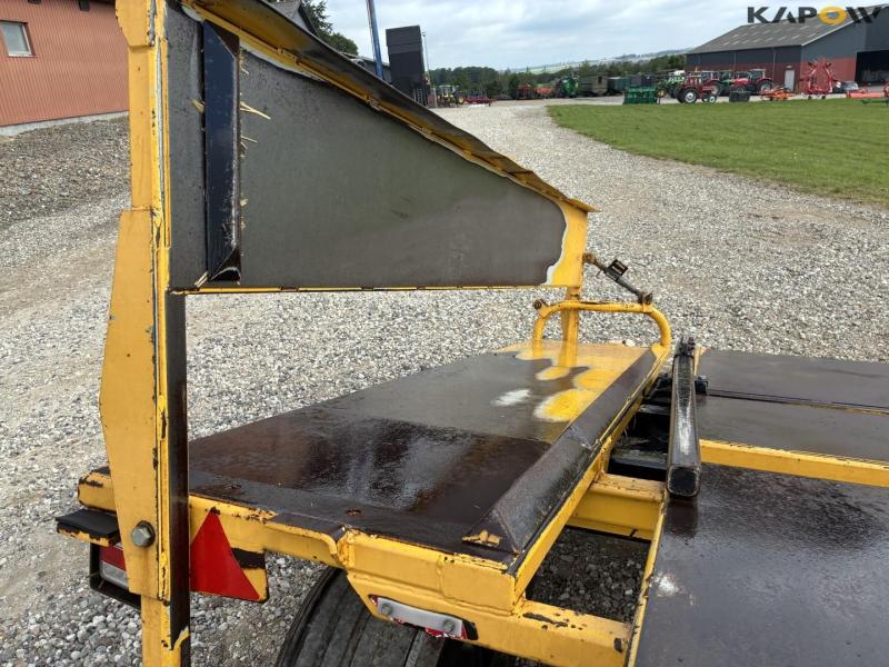 Parkland 325 bale collector 12