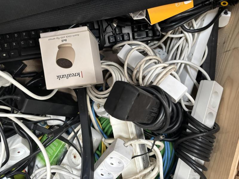 Computer equipment 17