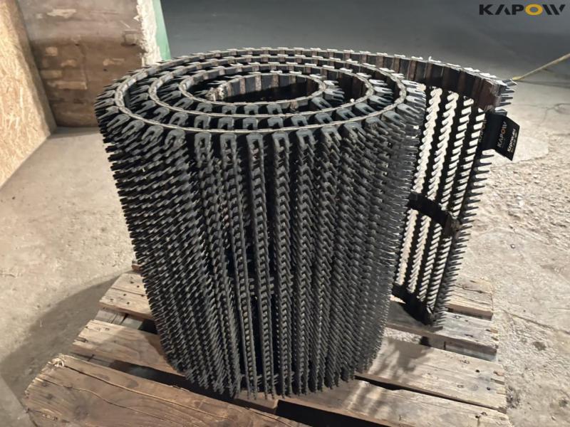 Spike tape for potato harvester 3