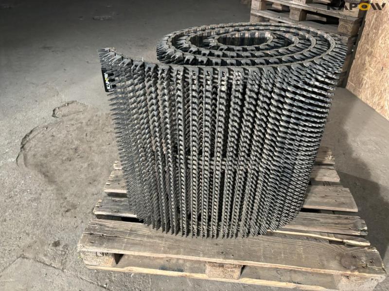 Spike tape for potato harvester 5