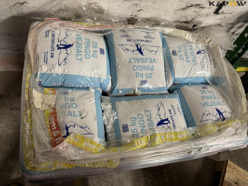 Pingo road salt 25 kg bags 2