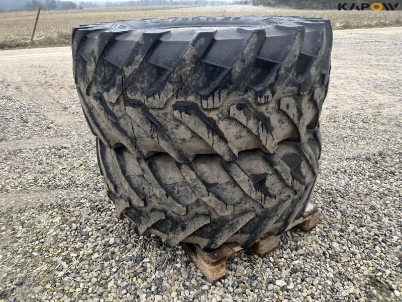 Pirelli 540/65-R28 complete wheels 5